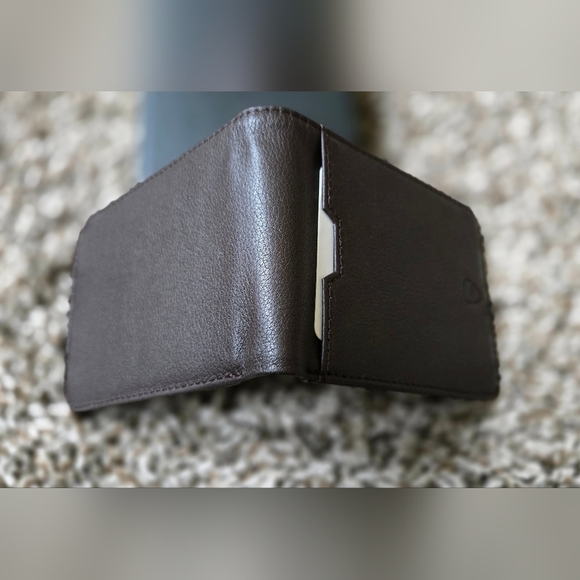 Vaultskin Manhattan ID Card Wallet Bifold RFID Blocking Brown - Picture 4 of 6